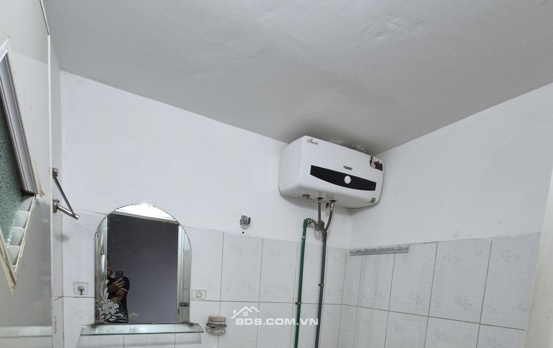 BÁN NHÀ DÂN XÂY 1.69 TỶ 3 TẦNG 40M2  NGÕ CỰC NGẮN ĐƯỜNG KÊNH
